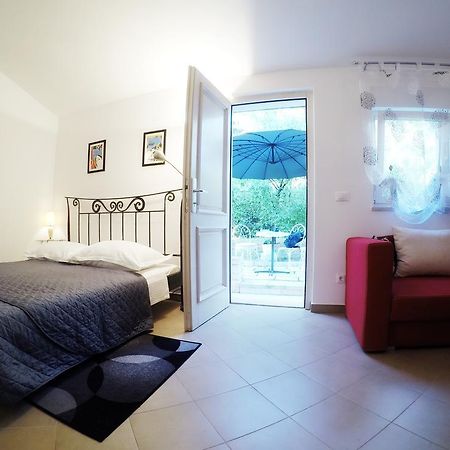 Studio Apartment Adriana Porec Luaran gambar